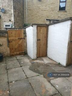 Back Compound With Storage