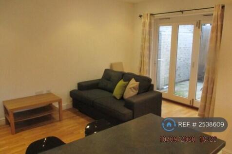 Lounge To Patio