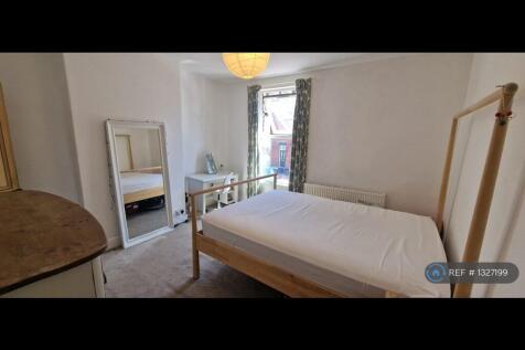 Double Bedroom 1st Floor 1