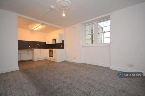 Lounge/Kitchen