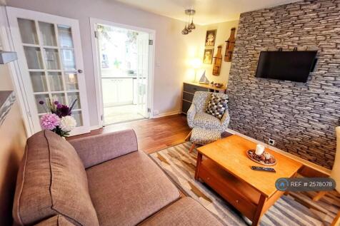 Living Room - 3-Seater Comfortable Sofa