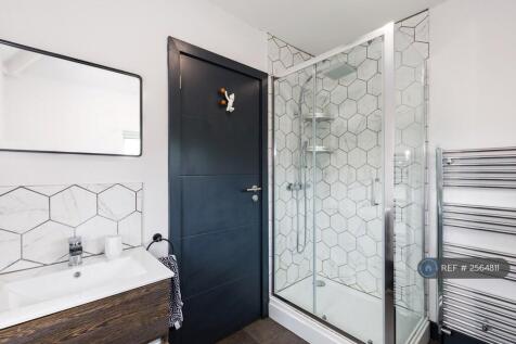 Upstairs Shower/Toilet