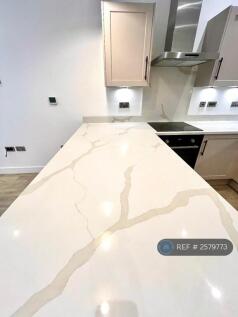 Kitchen Breakfast Bar