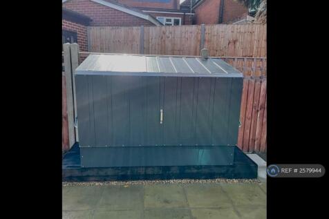Flat 2 Bike Storage