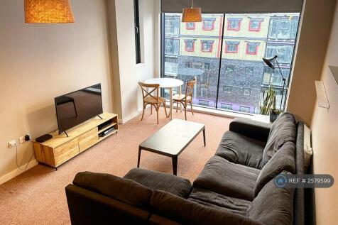 Living/Dining Space 1