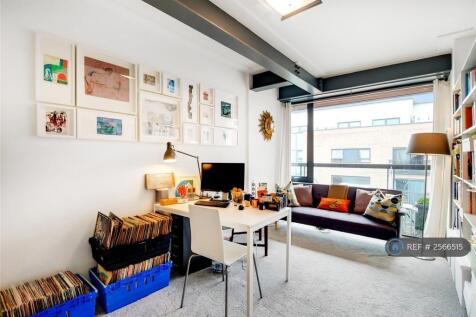 Study / Second Bedroom
