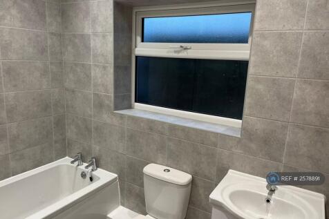 Fully Tiled Upstairs Bathroom