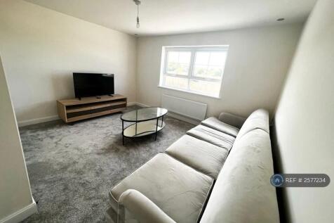 Bedroom 1/Living Room