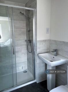 En Suite Bathroom