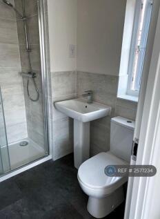 En Suite Bathroom