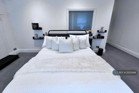 Double Bedroom With Ensuite