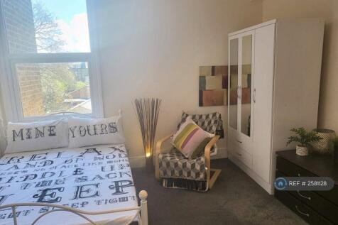 Fully Furnished Studio Flat