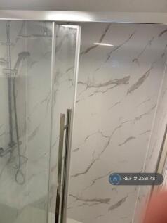 Shower With Panels For Easy Cleaning