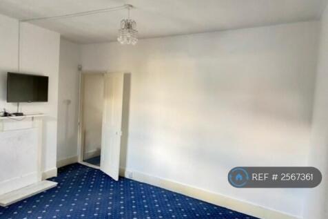 1st Floor Bed Room 1