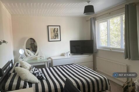 Master Bedroom 1