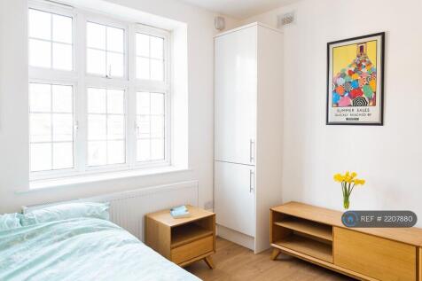 Living Room As Bedroom 2