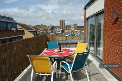 Western Terrace (Looking North)