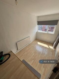 Spare Room Or 4th Beroom