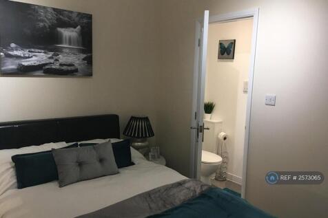 Your Ensuite In The Background 