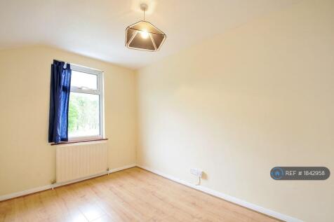 2nd Bedroom