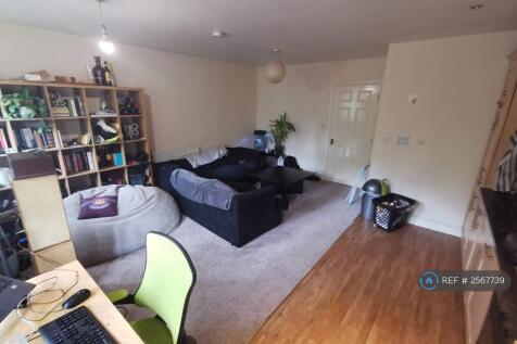 Kitchen/Living Area - Previously