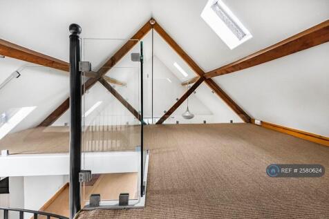 Mezzanine / Office