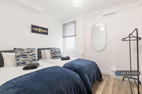 Master Bedroom (Superking Bed)