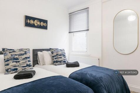 Master Bedroom (Superking Bed)
