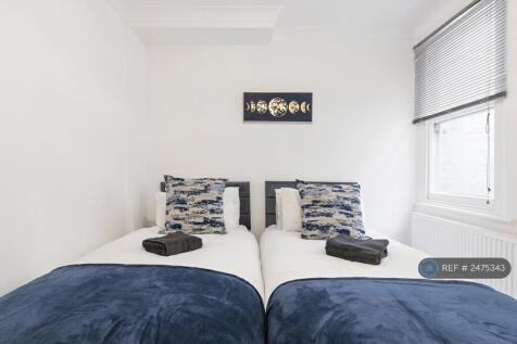 Master Bedroom (Superking Bed)