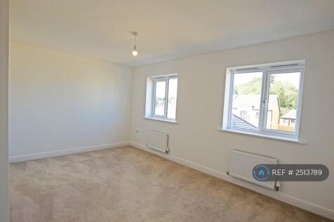 Living Room/Bedroom 2