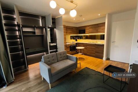 Hidden Desk/Lounge