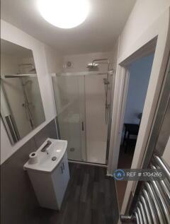 Master Ensuite
