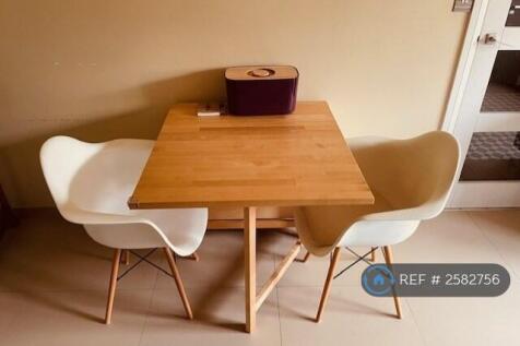 Dining Table Extendable
