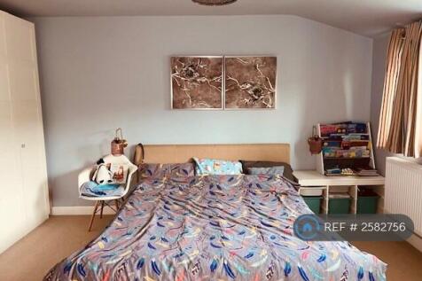 Master Bedroom Superking Bed
