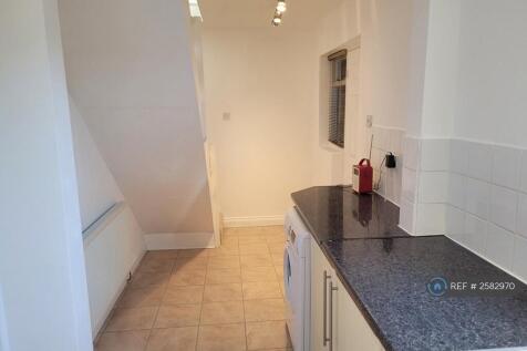 Kitchen/Breakfast Area