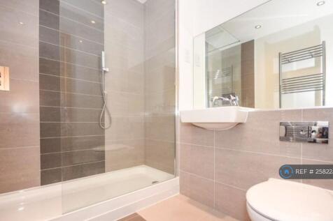 Ensuite To Master Bedroom