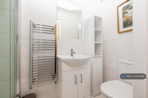 Bathroom Bedroom 2
