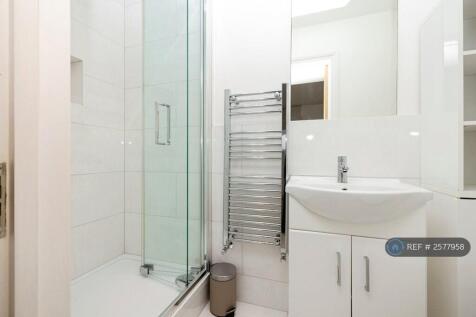 Bathroom Bedroom 2