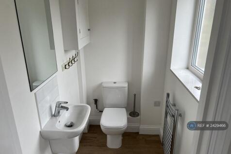 Ground Floor Wc