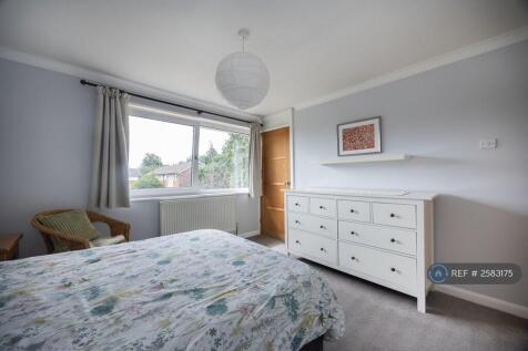 Bedroom 1, View 3