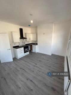 Kitchen/Living Area 