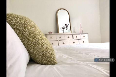 Large Double Bedroom