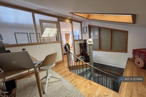 Top Of Stair Well