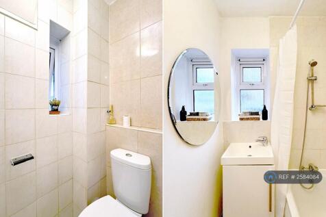 Toilet And Shower Room