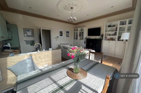 Open Plan Kitchen/Living/Dining