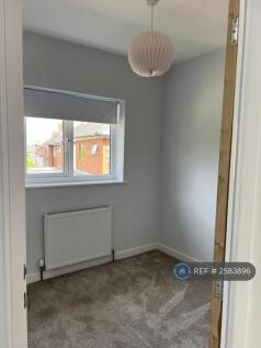 Bedroom 3/ Study