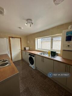 Kitchen b