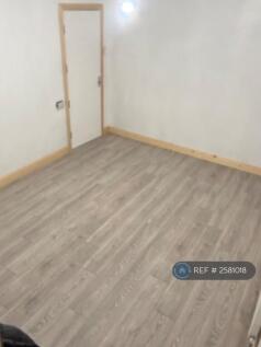 Large Bedroom