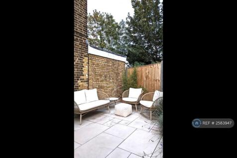 Private Garden, Garden Furniture