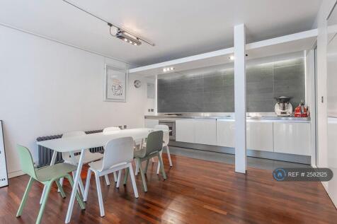 Open-Plan Lounge/Diner/Kitchen